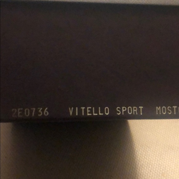 Prada box - Picture 3 of 3